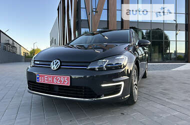 Хетчбек Volkswagen e-Golf 2020 в Києві