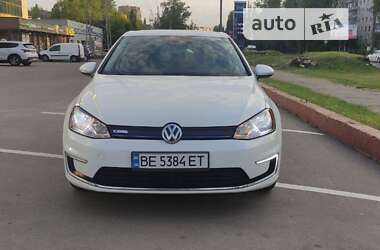 Хэтчбек Volkswagen e-Golf 2015 в Николаеве