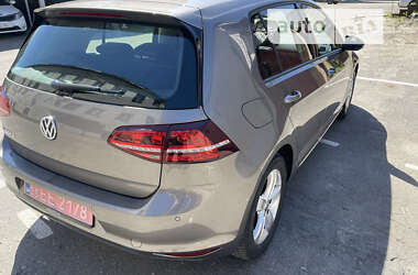 Хэтчбек Volkswagen e-Golf 2014 в Днепре