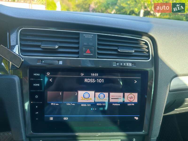 Хэтчбек Volkswagen e-Golf 2017 в Могилев-Подольске