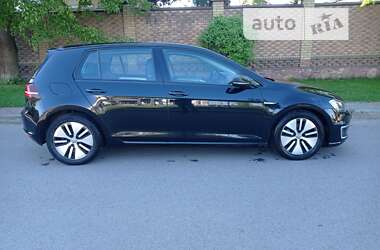 Хетчбек Volkswagen e-Golf 2014 в Луцьку