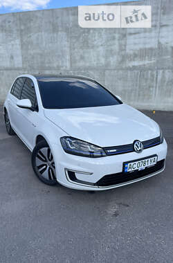 Хэтчбек Volkswagen e-Golf 2014 в Львове