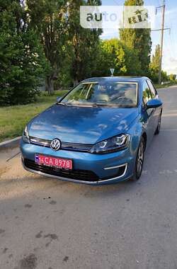 Хэтчбек Volkswagen e-Golf 2016 в Каменец-Подольском