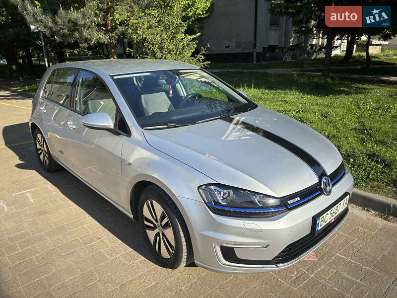 Volkswagen e-Golf 2016