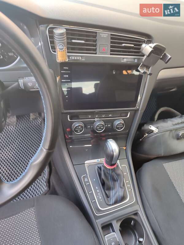 Хэтчбек Volkswagen e-Golf 2020 в Бершади