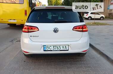 Хэтчбек Volkswagen e-Golf 2014 в Дрогобыче