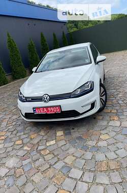 Хэтчбек Volkswagen e-Golf 2014 в Мукачево