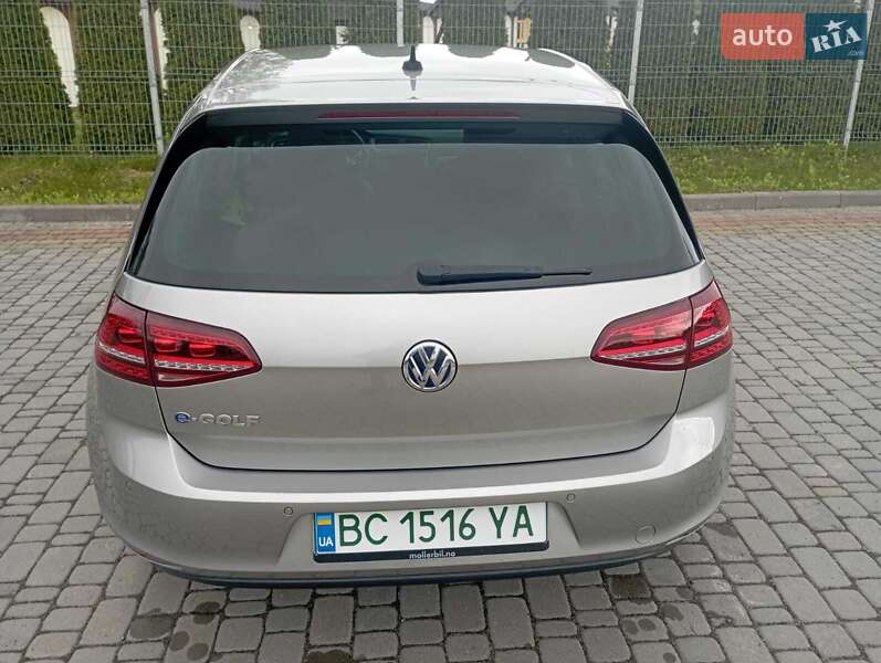 Хэтчбек Volkswagen e-Golf 2016 в Николаеве