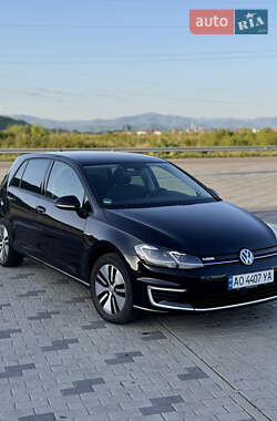 Хетчбек Volkswagen e-Golf 2020 в 