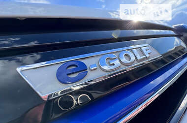 Хэтчбек Volkswagen e-Golf 2014 в Черновцах