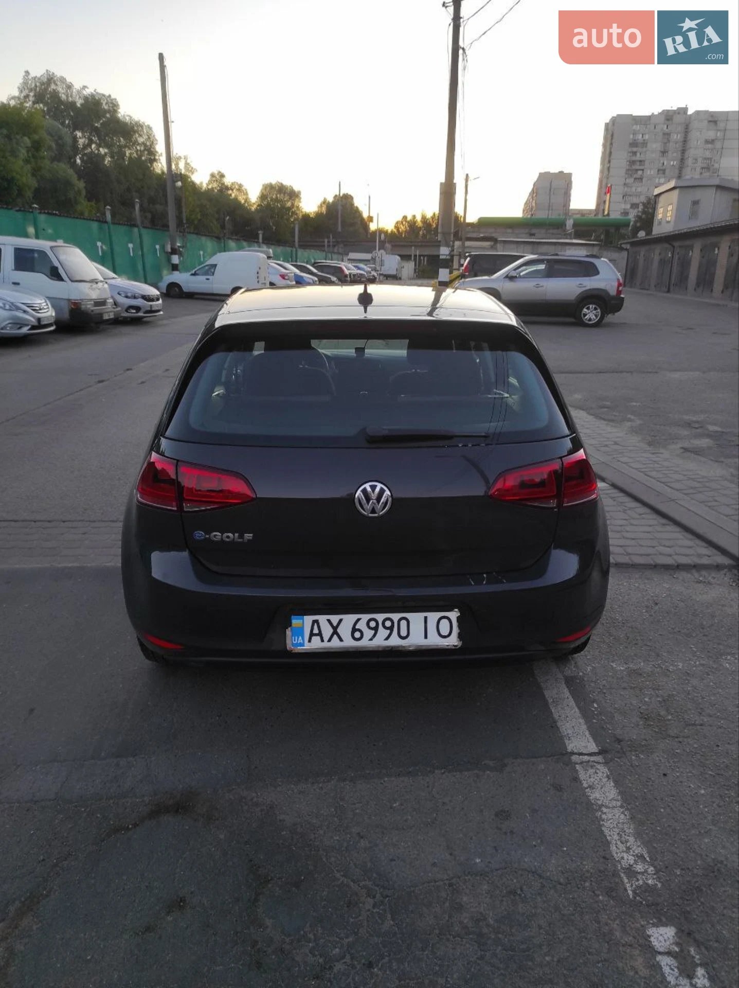 Volkswagen e-Golf 2016 VIN WVWKP7AU9GW909487 фото оголошення 2 з 10