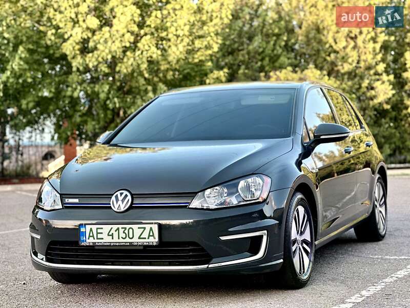 Хетчбек Volkswagen e-Golf 2016 в Кривому Розі фото 12 Хетчбек Volkswagen e-Golf 2016 в Кривому Розі