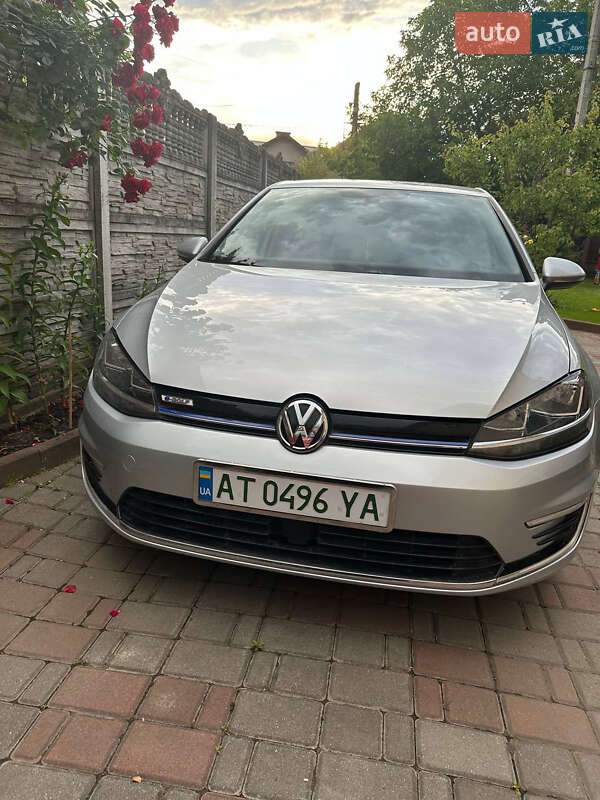 Хетчбек Volkswagen e-Golf 2019 в Івано-Франківську