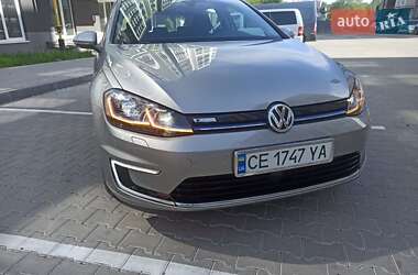 Хетчбек Volkswagen e-Golf 2017 в Чернівцях