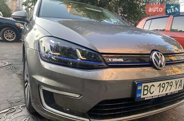 Хэтчбек Volkswagen e-Golf 2014 в Львове