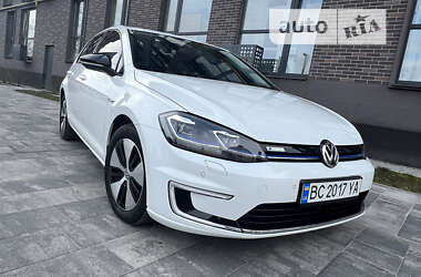 Хетчбек Volkswagen e-Golf 2017 в Львові