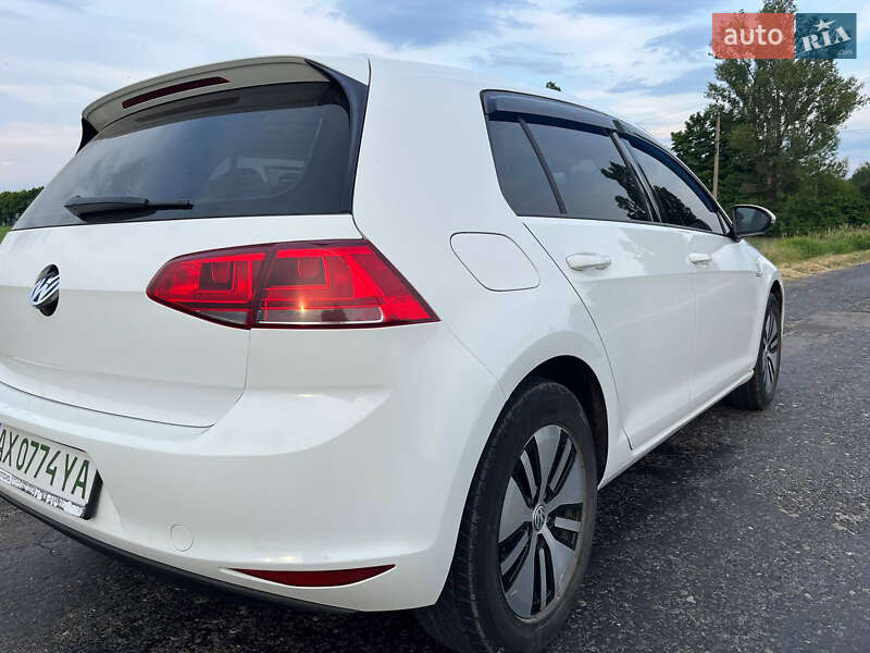 Хэтчбек Volkswagen e-Golf 2015 в Харькове