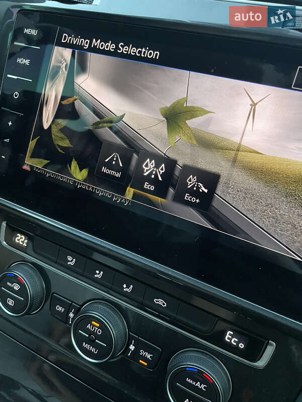 Хетчбек Volkswagen e-Golf 2018 в Павлограді