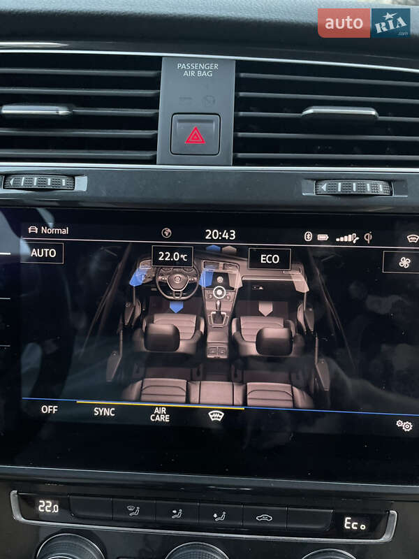 Хетчбек Volkswagen e-Golf 2018 в Павлограді