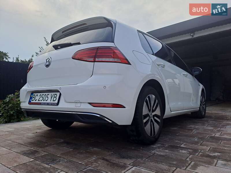 Хетчбек Volkswagen e-Golf 2020 в Жовкві