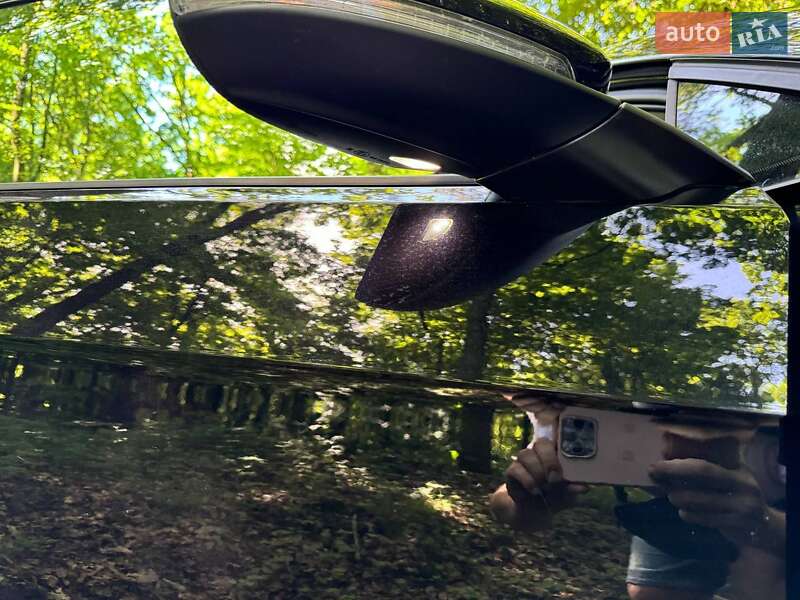 Хэтчбек Volkswagen e-Golf 2015 в Луцке