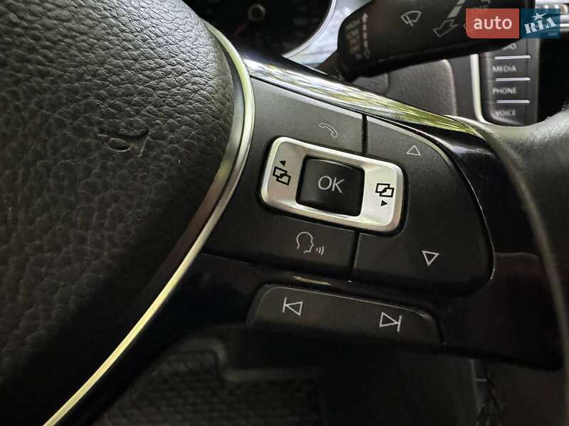 Хэтчбек Volkswagen e-Golf 2015 в Луцке