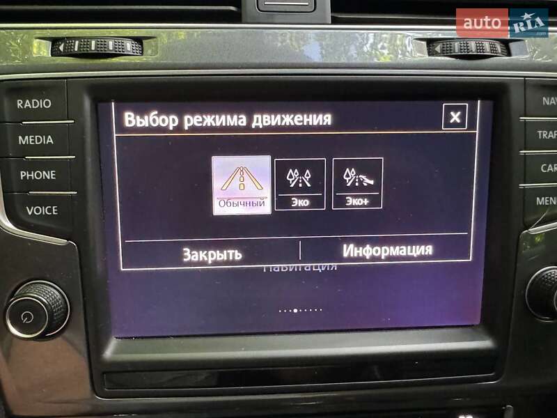 Хэтчбек Volkswagen e-Golf 2015 в Луцке