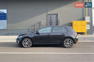 Хетчбек Volkswagen e-Golf 2019 в 