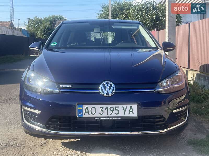 Хэтчбек Volkswagen e-Golf 2020 в Ужгороде