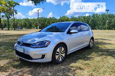 Хетчбек Volkswagen e-Golf 2015 в Кривому Розі