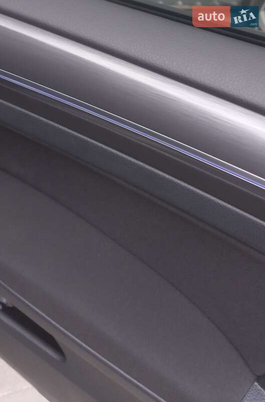 Хэтчбек Volkswagen e-Golf 2017 в Тернополе