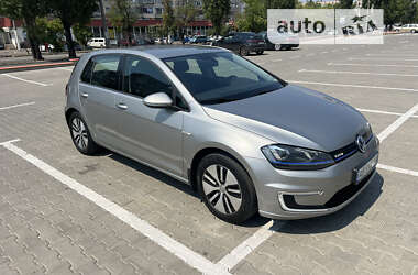 Хетчбек Volkswagen e-Golf 2015 в Одесі