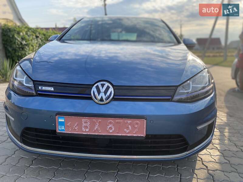 Хетчбек Volkswagen e-Golf 2015 в Кагарлику