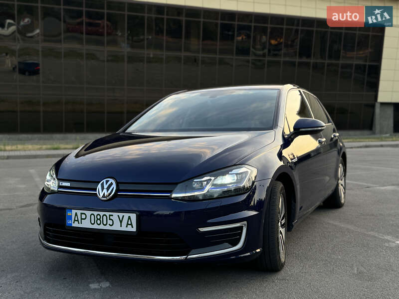 Хэтчбек Volkswagen e-Golf 2018 в Запорожье