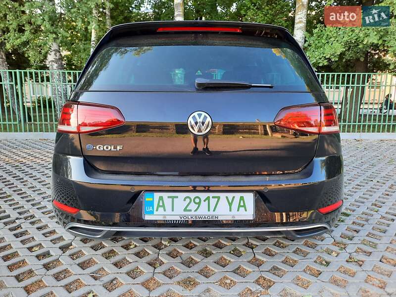 Хэтчбек Volkswagen e-Golf 2018 в Ивано-Франковске