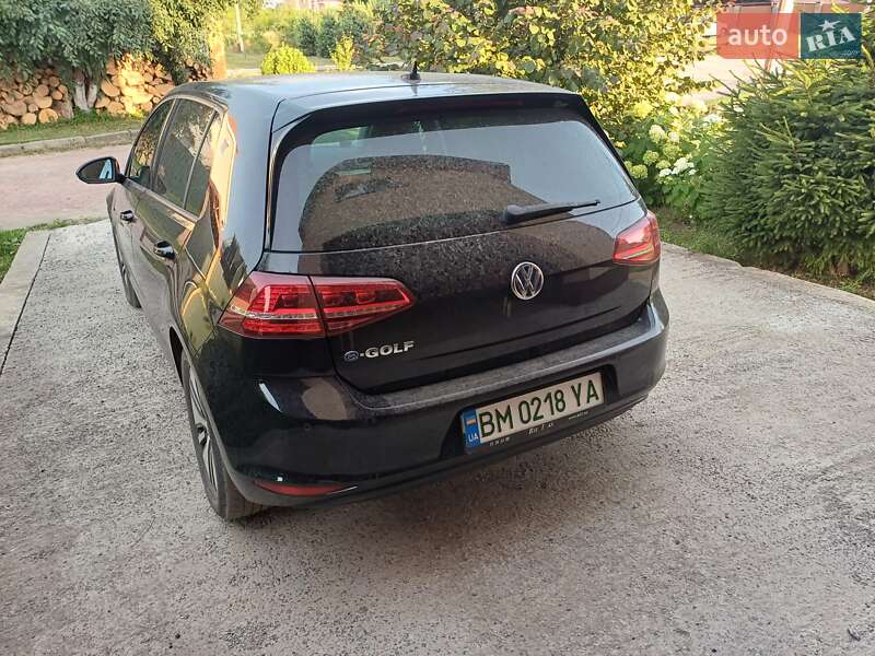 Хетчбек Volkswagen e-Golf 2016 в Сумах