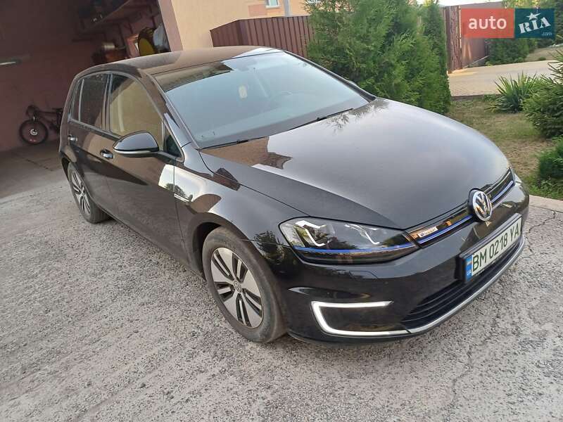 Хетчбек Volkswagen e-Golf 2016 в Сумах