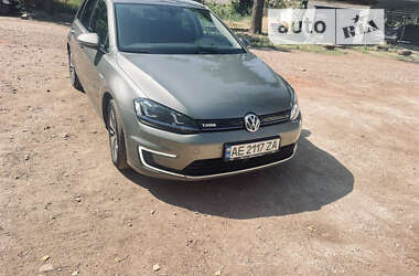 Хетчбек Volkswagen e-Golf 2015 в Кривому Розі