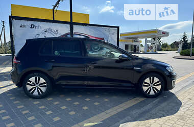 Хэтчбек Volkswagen e-Golf 2014 в Коломые