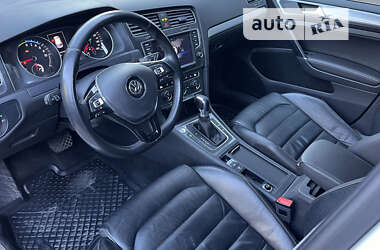 Хетчбек Volkswagen e-Golf 2015 в Кривому Розі