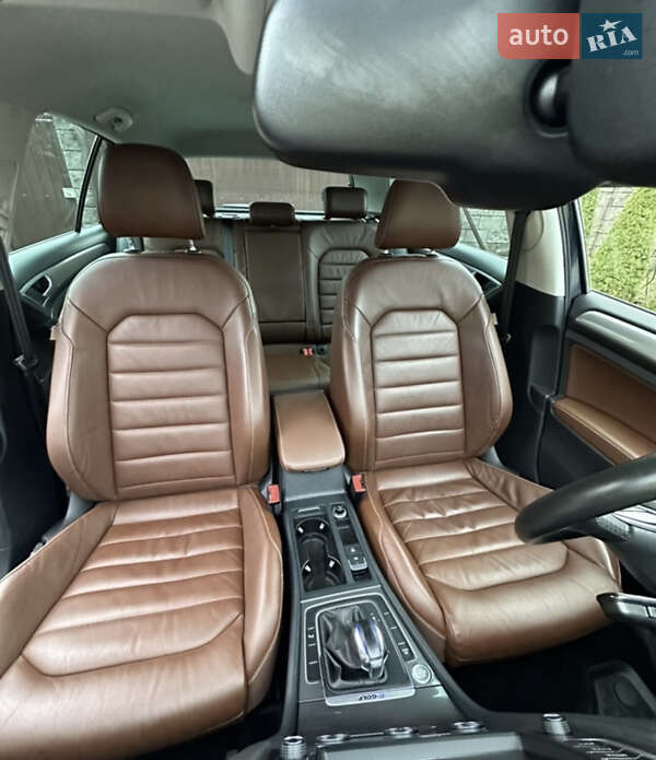 Хэтчбек Volkswagen e-Golf 2015 в Ивано-Франковске