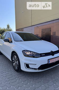 Хетчбек Volkswagen e-Golf 2015 в Львові