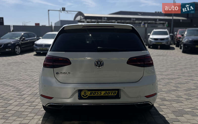 Хетчбек Volkswagen e-Golf 2017 в Мукачевому