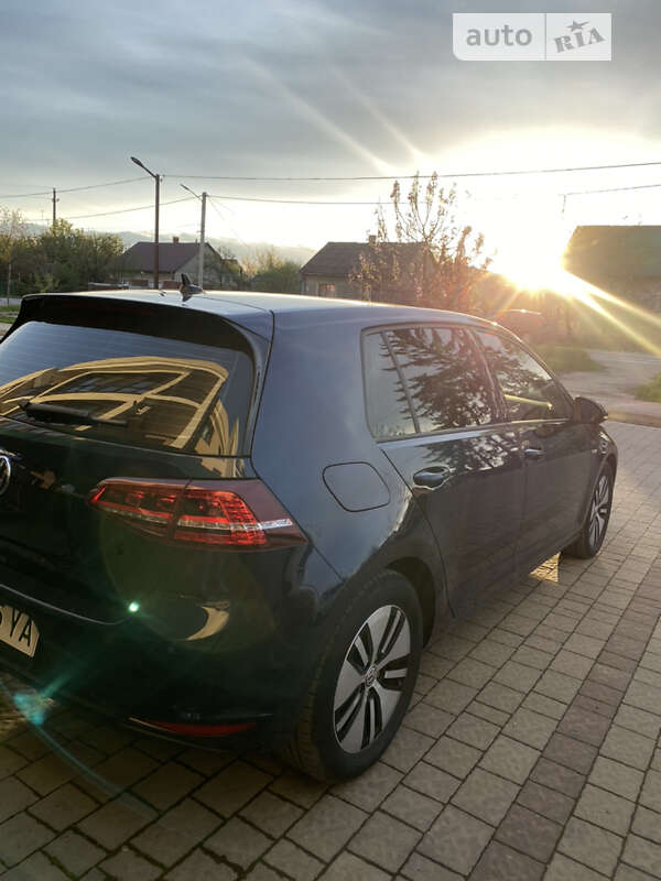 Хэтчбек Volkswagen e-Golf 2014 в Баранинцах фото 6 Хэтчбек Volkswagen e-Golf 2014 в Баранинцах