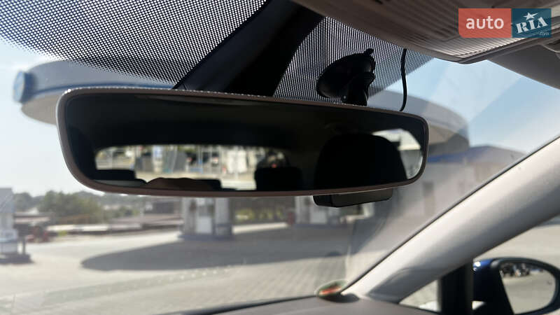 Хэтчбек Volkswagen e-Golf 2020 в Хмельницком