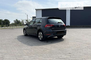 Хетчбек Volkswagen e-Golf 2019 в Стрию