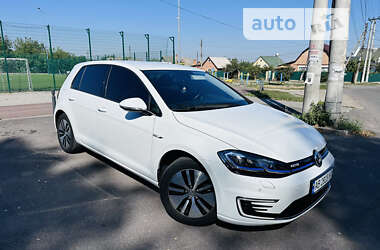 Хэтчбек Volkswagen e-Golf 2019 в Виннице