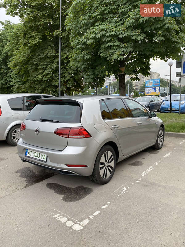 Хетчбек Volkswagen e-Golf 2018 в Івано-Франківську