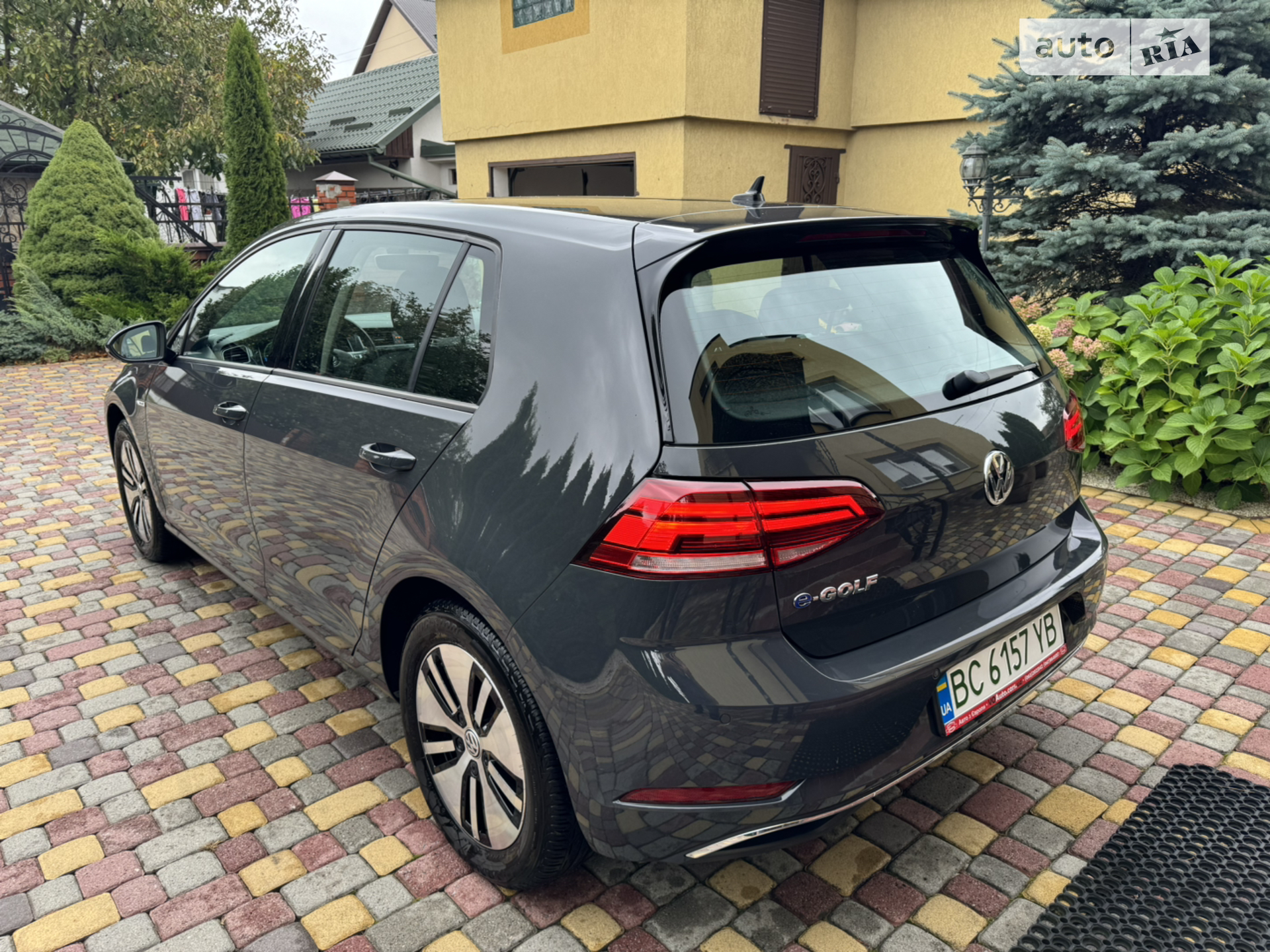 2020 Volkswagen Golf - мініатюра 6