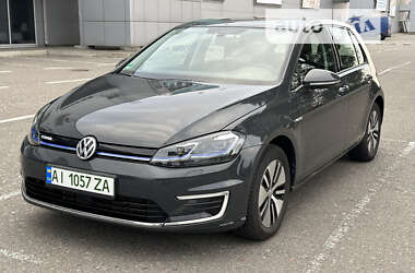 Хэтчбек Volkswagen e-Golf 2020 в Обухове